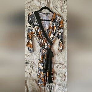 Essentials by Milano Large multicolored  faux wrap dress.